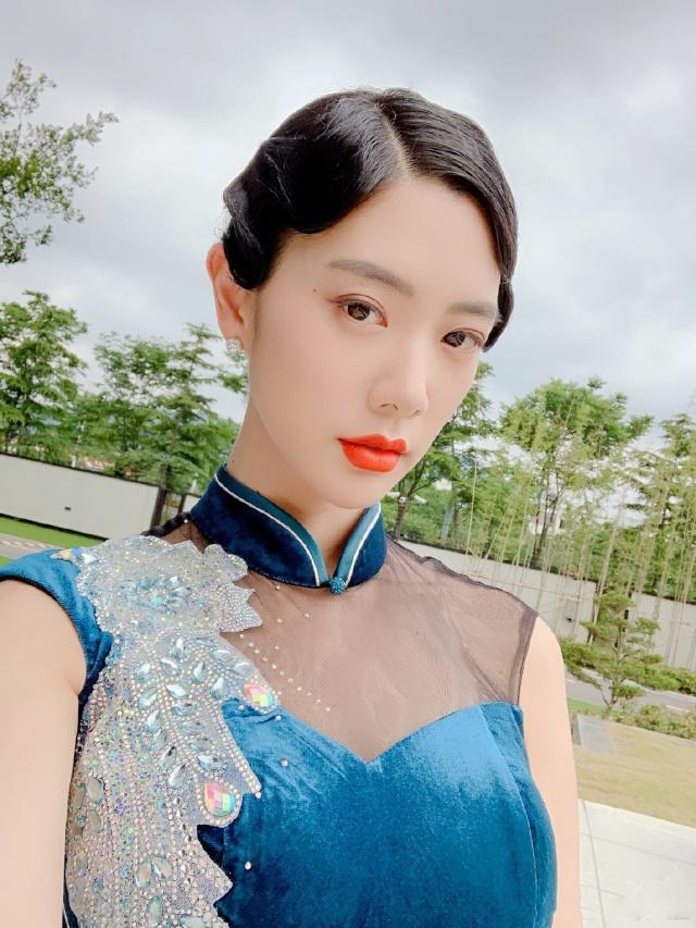 蛇蝎美人分析